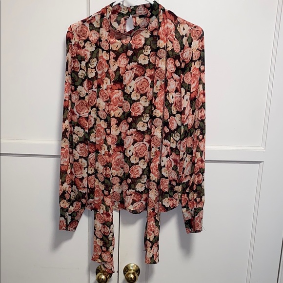 Forever 21 Tops - Forever 21 Small Pink and Black Floral Print Blouse